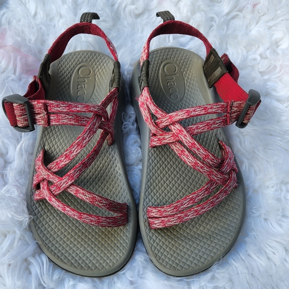 Girl's Chaco Sandals